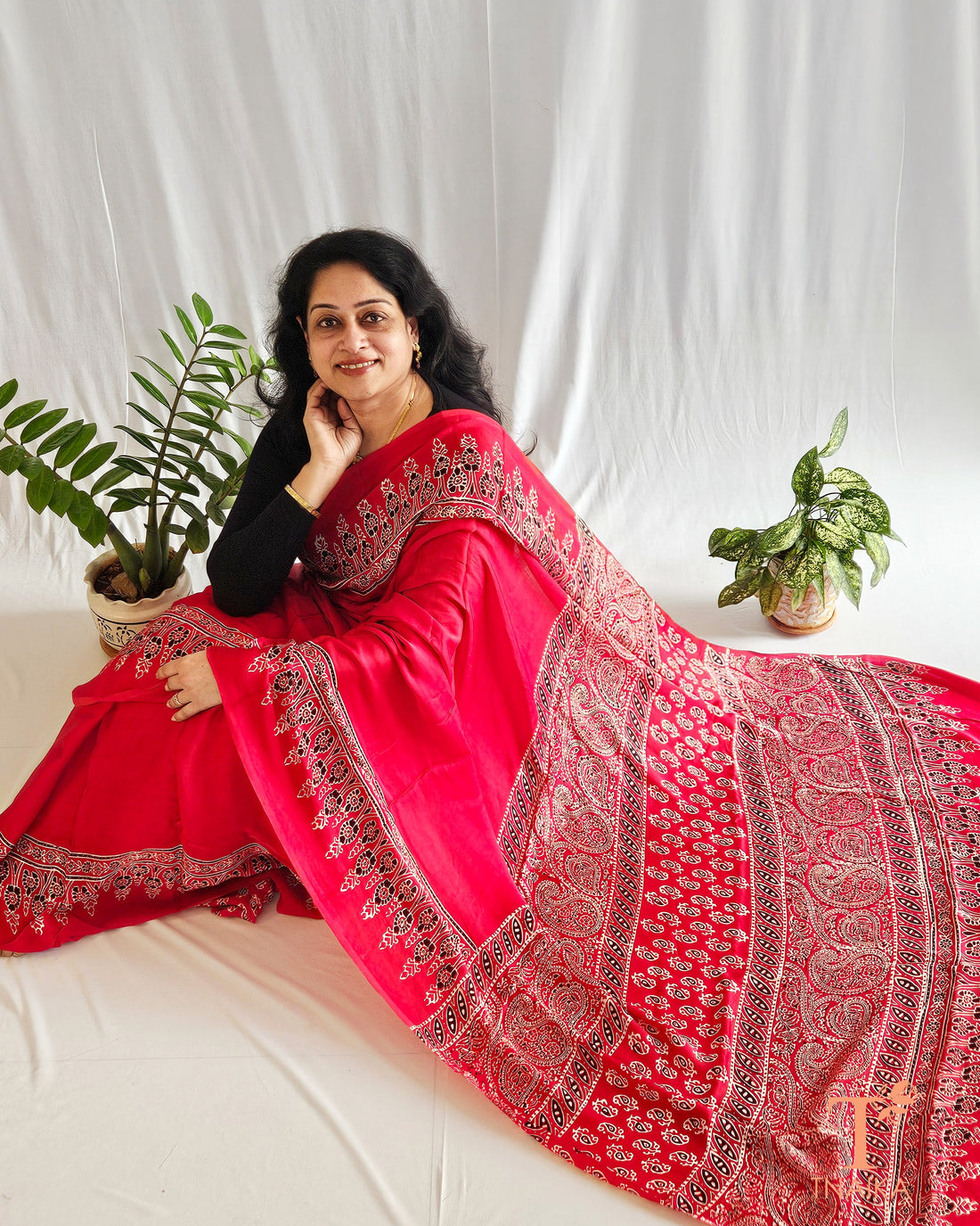 Why Modal Silk Sarees Are So Loved: A Deep Dive