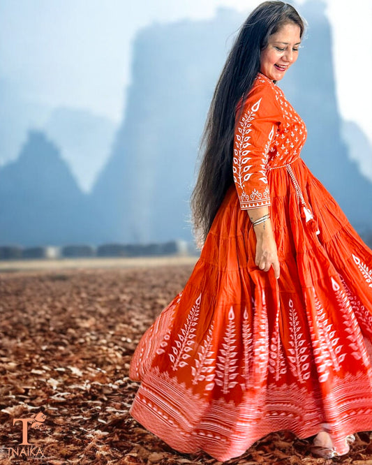 Kadi cotton gown
Soft cotton gown
Breathable cotton dress
Cotton gown with lining
Pure cotton ethnic dress
Cotton Anarkali gown
Kadi cotton kurti style gown
Summer cotton gown for women
Cotton dress with embroidery
Cotton gown for daily wear