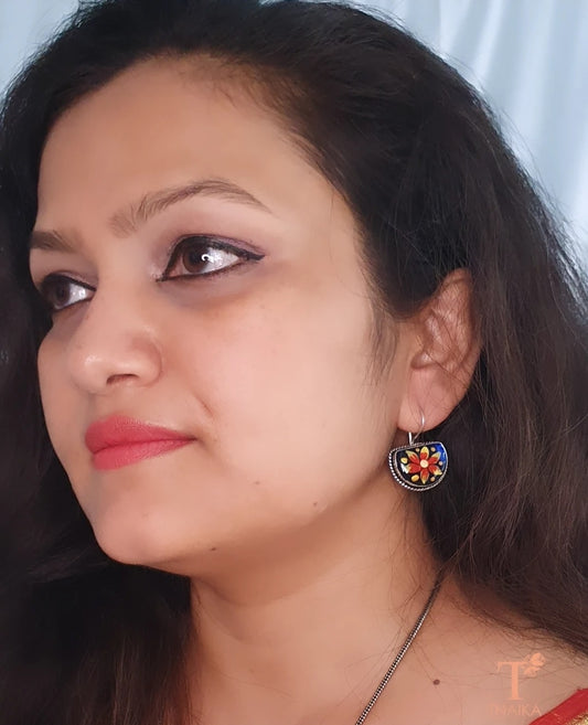 contemporary jewelry modern jewelry designer jewelry minimalist jewelry statement jewelry recycled metal jewelry geometric jewelry concrete jewelry resin jewelry asymmetrical earrings geometric necklaces stacked rings multistrand bracelets where to buy unique contemporary jewelry online contemporary jewelry for everyday wear affordable contemporary jewelry brands