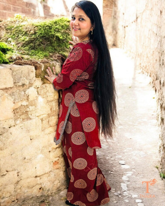 cotton twin set, co-ord set for women, cotton loungewear, street style co-ord, breathable fabric outfit, pastel co-ord set, tropical print co-ord, minimal cotton set, summer-friendly attire, Indo-western co-ord, effortless chic look, breezy cotton clothing, trendy cotton wear, modern ethnic set, cotton fashion co-ord, fusion wear set, work-from-home outfit, cotton festival co-ord, designer cotton set, elegant co-ord set, lightweight summer fashion, cotton blend outfit, pocket-friendly cotton co-ord