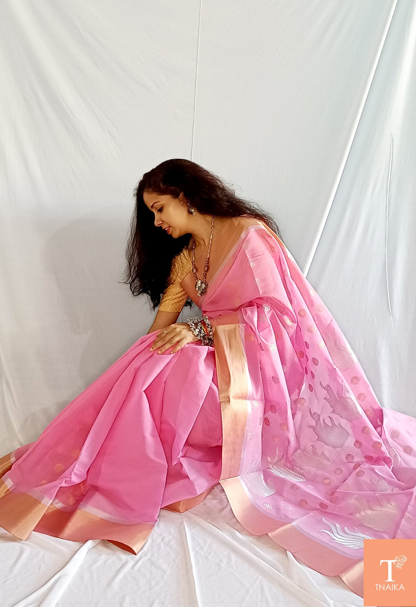 Maheshwari saree
Handloom Maheshwari saree
Maheshwari silk cotton saree
Pure Maheshwari saree
Maheshwari saree online
Lightweight Maheshwari saree
Maheshwari cotton saree
Zari border Maheshwari saree
Traditional Maheshwari saree
Designer Maheshwari saree