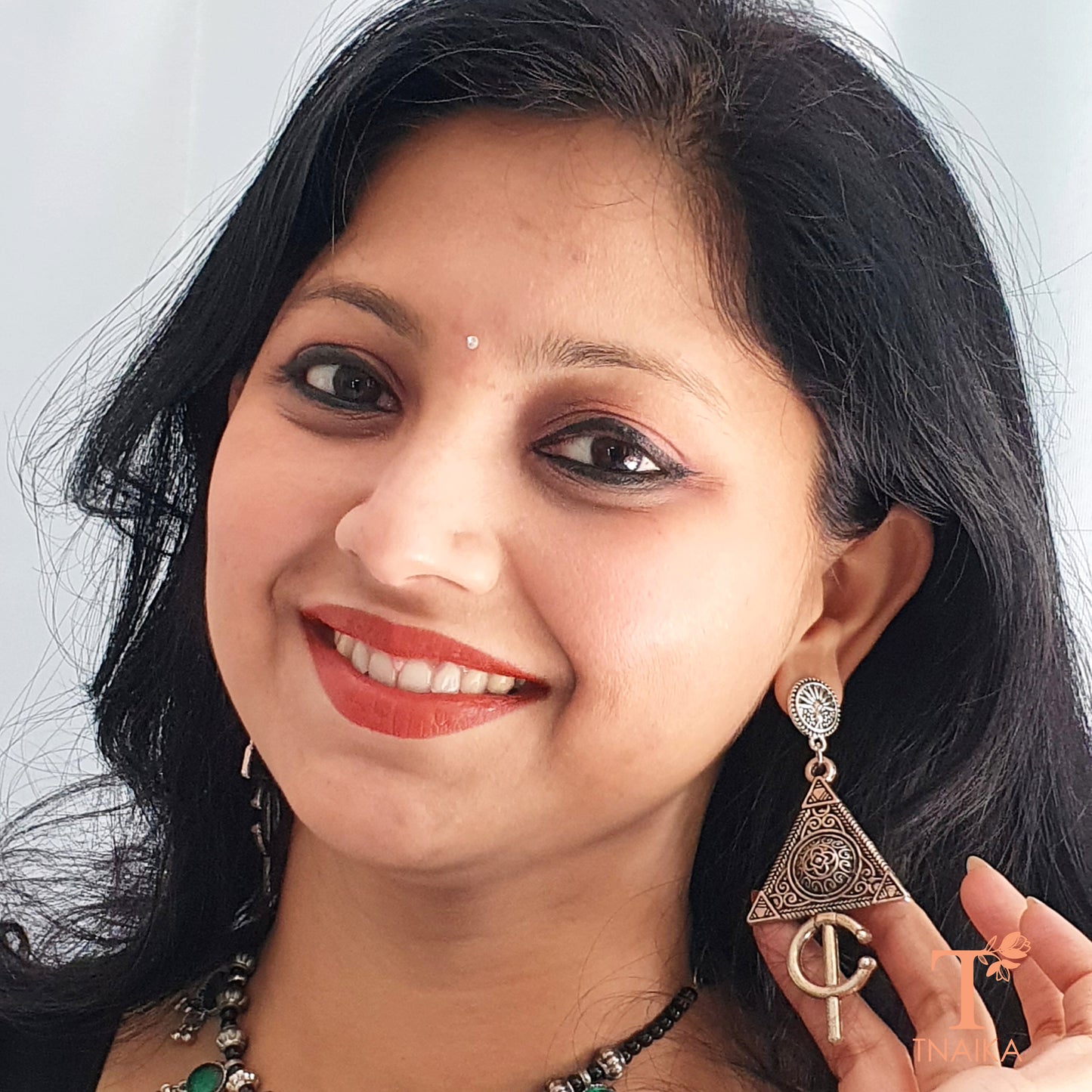 buy earrings online gold earrings silver earrings pearl earrings hoop earrings stud earrings dangle earrings gothic earrings statement earrings everyday earrings earrings near me Tnaika earrings affordable earrings pocket friendly earrings where to buy trending earrings near me affordable earrings near me where to buy earrings in pune pearl earrings pearl studs stone studs