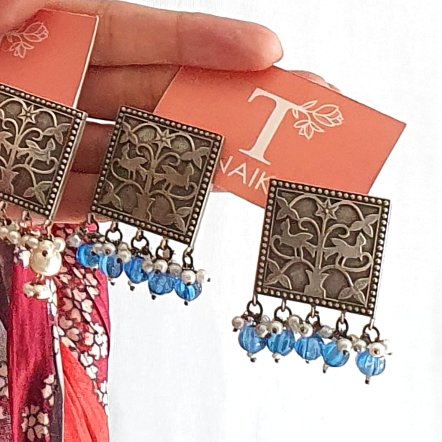 trending jewelry popular jewelry styles must-have jewelry pieces statement jewelry trends celebrity jewelry looks runway jewelry trends latest oxidised jewelry latest collection of artificial jewelry near me latest fashion jewelry jewelry store near me artificial jewelry store near me festive jewelry