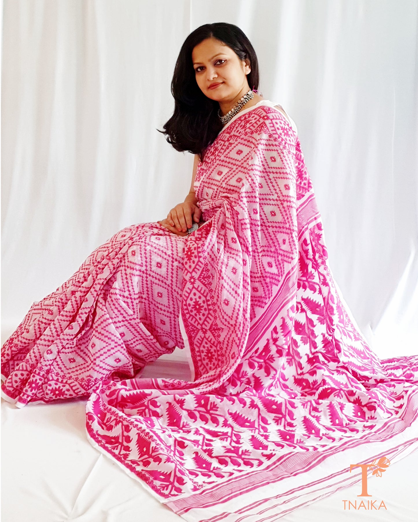 trending sarees latest saree collection designer sarees online Indian ethnic wear sarees sarees for party wear traditional sarees fashionable sarees jewelry sets saree and jewelry combo offers trending jewelry collection latest jewelry in trend letest chokers latest necklace palazzo suits suits online where to buy cotton suits trending gowns georgette gown