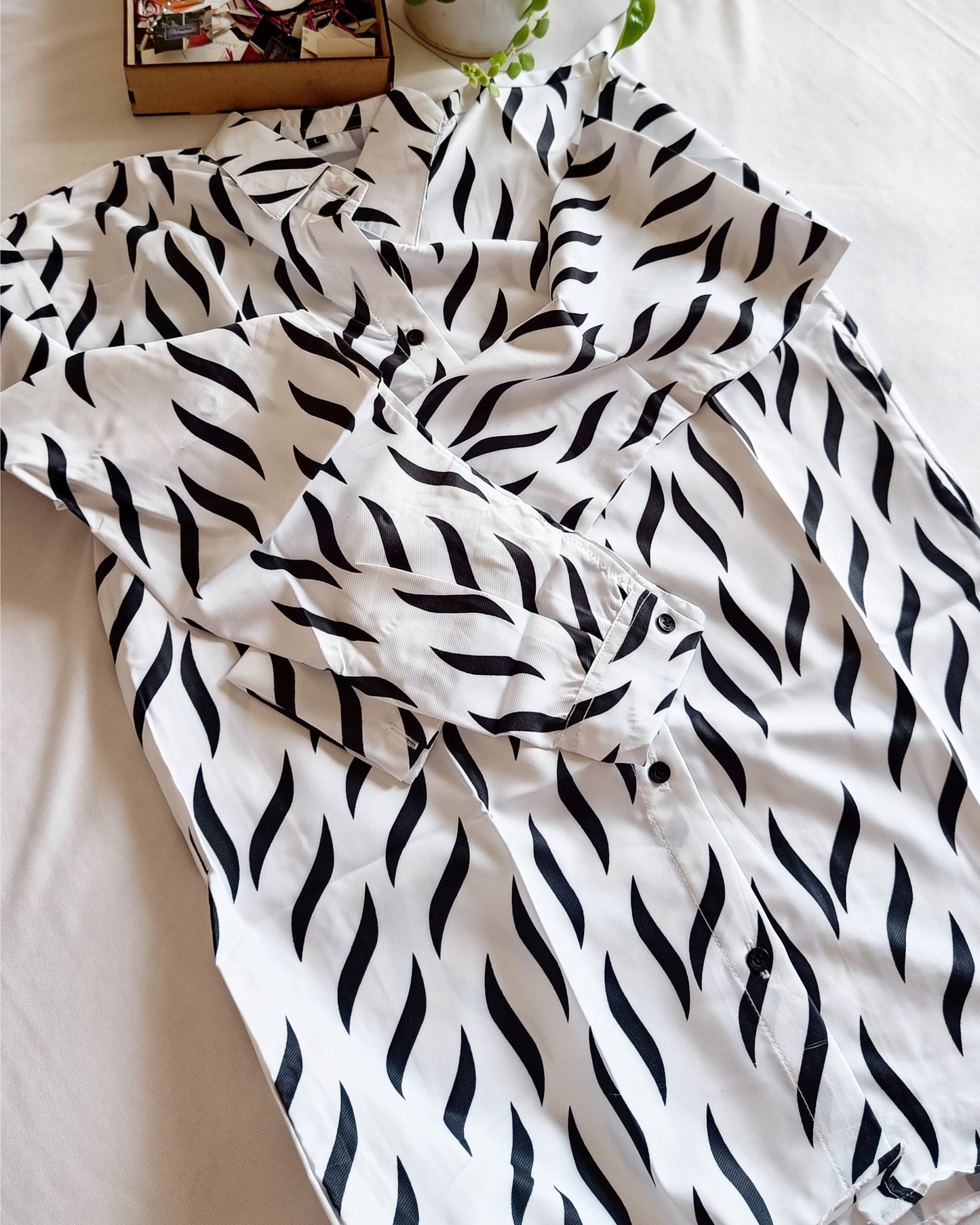 Formal shirt Dress shirt Women's formal shirt Cotton dress shirt Silk dress shirt Linen dress shirt Slim fit dress shirt Tuxedo shirt Wingtip collar shirt Wrinkle-free dress shirt Easy care dress shirt Breathable formal shirt Where to buy a white formal shirt Affordable formal shirts online white shirt online