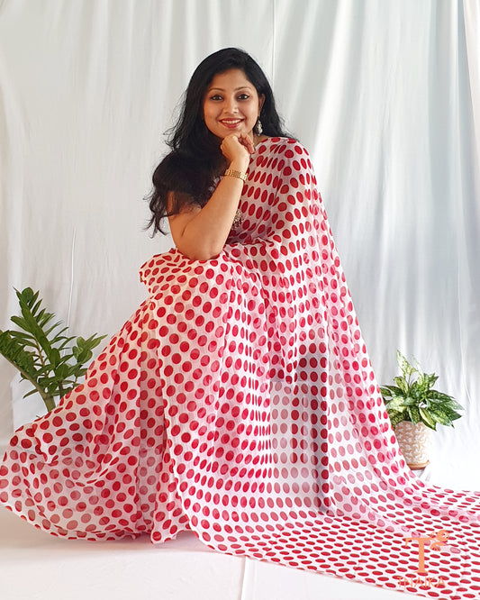 buy chiffon sarees online flowy chiffon saree sheer chiffon saree summer chiffon saree lightweight chiffon saree designer chiffon saree printed chiffon saree embroidered chiffon saree party wear chiffon saree chiffon sarees affordable chiffon sarees best chiffon saree near me affordable chiffon sarees celebrity style saree karishma kapoor saree