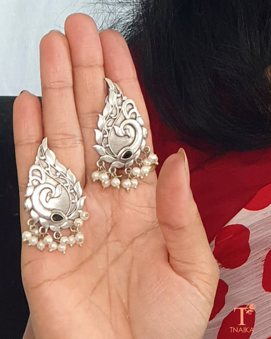 buy earrings online gold earrings silver earrings pearl earrings hoop earrings stud earrings dangle earrings gothic earrings statement earrings everyday earrings earrings near me Tnaika earrings affordable earrings pocket friendly earrings where to buy trending earrings near me affordable earrings near me where to buy earrings in pune pearl earrings pearl studs stone studs