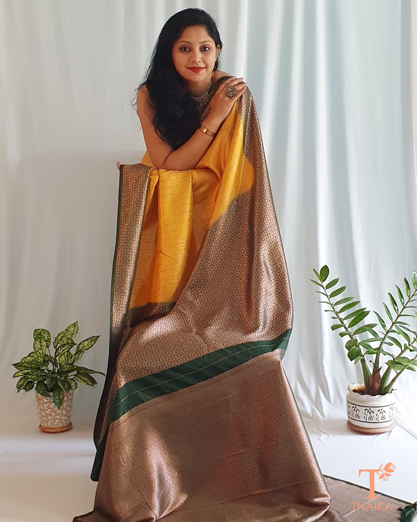 latest collection of yellow sarees with floral prints haldi ceremony yellow saree banarsi yellow saree georgette yellow saree lemon yellow saree zari border yellow saree buy yellow saree online best saree store to buy online best online saree store yellow cotton saree yellow linen saree