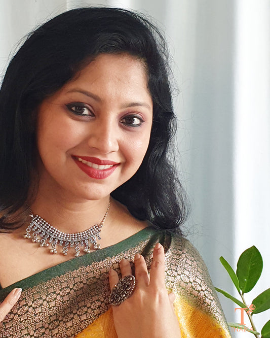 contemporary jewelry modern jewelry designer jewelry minimalist jewelry statement jewelry recycled metal jewelry geometric jewelry concrete jewelry resin jewelry asymmetrical earrings geometric necklaces stacked rings multistrand bracelets where to buy unique contemporary jewelry online contemporary jewelry for everyday wear affordable contemporary jewelry brands