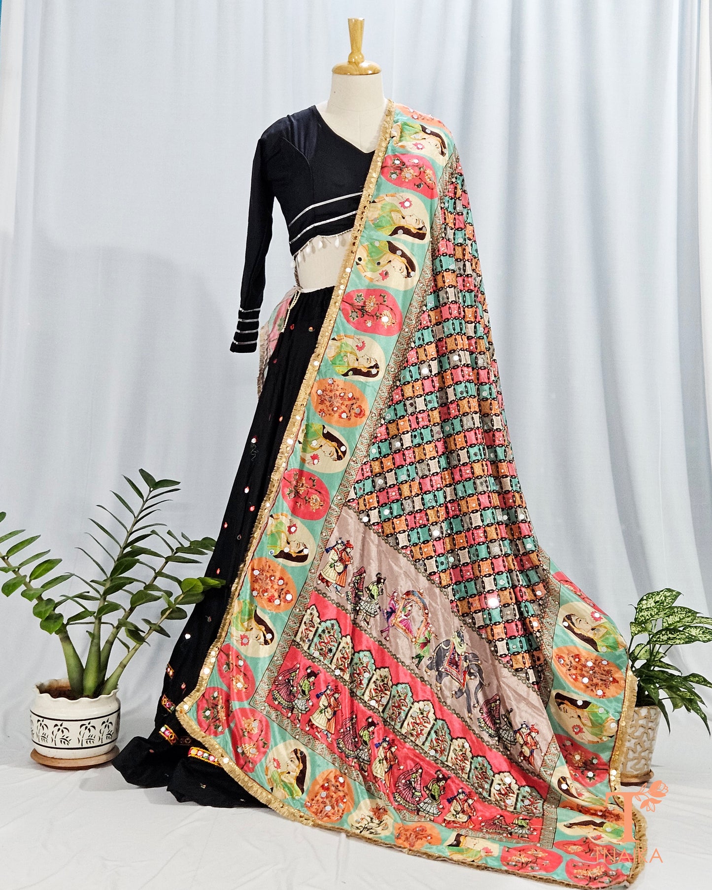 buy dupatta online indian dupatta designer dupatta printed dupatta embroidered dupatta chiffon dupatta silk dupatta festive wear dupatta party wear dupatta pakistani dupatta chikankari dupatta where to buy affordable dupattas online printed dupattas