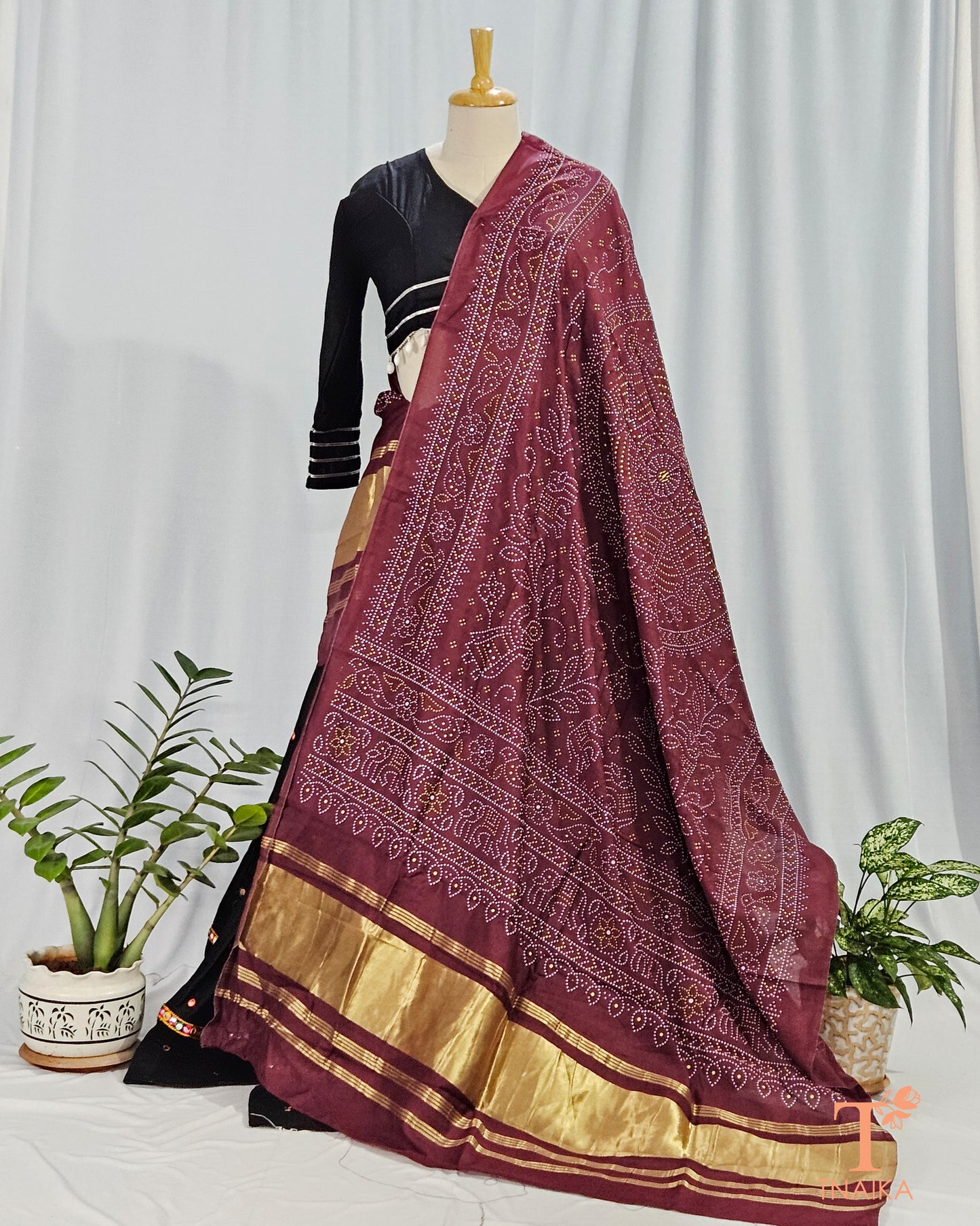 Designer dupattas online
Traditional dupattas collection
Embroidered dupattas
Banarasi silk dupattas
Bandhani dupattas
Chiffon dupattas
Georgette dupattas
Mirror work dupattas
Festive dupattas
Bridal dupattas
Handcrafted dupattas
Ethnic dupattas
Luxury silk dupattas
Printed dupattas
Dupattas for weddings
Kalamkari dupattas
Phulkari dupattas
Block printed dupattas
Crushed tissue dupattas
Gota patti dupattas