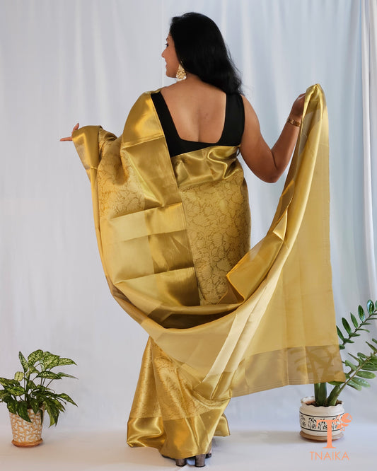 dual shade tissue silk saree shaded blue saree where to buy rich silk sarees best collection of tissue silk sarees jhanvi kapoor saree pink saree pastel pink saree celebrity saree