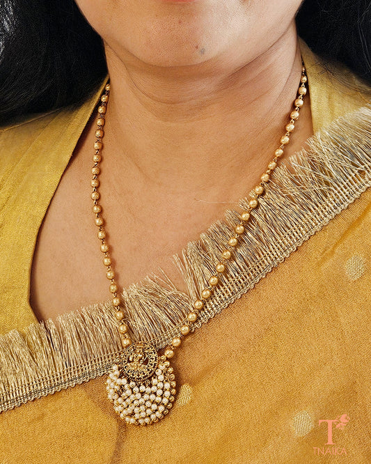 Heritage temple necklace set
Temple jewelry for saree
Regal temple necklace set
Handcrafted temple jewelry
Heavy temple necklace set
Temple motif gold necklace
Gold temple necklace for festivals
Temple jewelry with intricate detailing
Festival temple necklace set
Royal gold temple jewelry
Wedding temple jewelry set
Antique finish temple necklace
Gold temple set for brides
Statement temple necklace
Temple inspired gold jewelry vati magalsutra