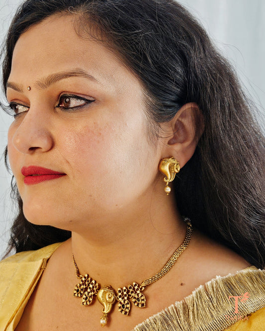 Kundan temple jewelry
Temple jewelry for bridesmaids
Temple jewelry bangles
Temple jewelry long necklace
Ruby temple jewelry
Temple jewelry with emeralds
Designer temple jewelry
Statement temple jewelry
Temple jewelry collection
Temple jewelry choker
Temple jewelry jhumkas
Temple jewelry for festive wear
Temple jewelry with gemstones
Temple jewelry with Lakshmi motifs
Traditional gold temple necklace
Temple jewelry haram set