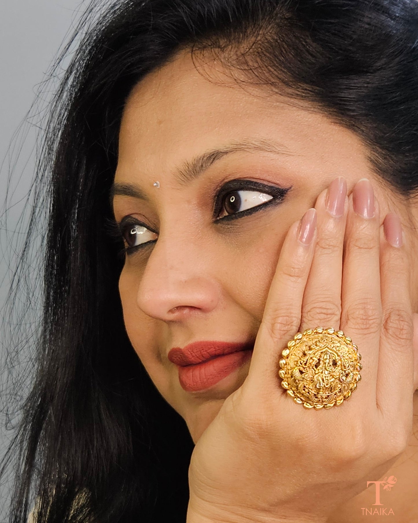 divine jewelry, Indian heritage jewelry, Lakshmi temple ring, vintage temple jewelry, statement temple ring, royal temple jewelry, Kundan temple ring.
