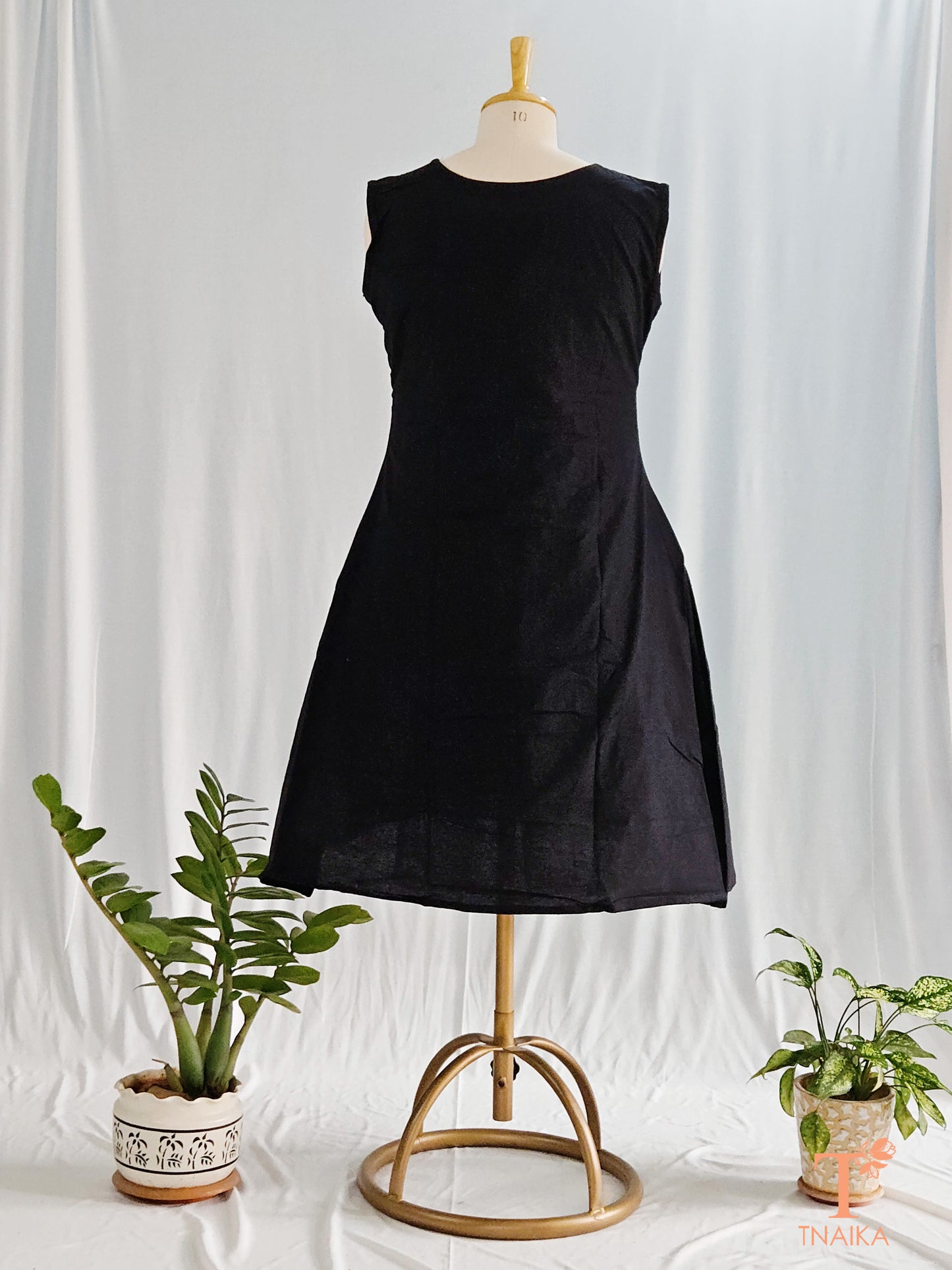 Ajrakh cotton summer dress price
Buy cotton summer dress for women
Ajrakh dress for warm weather
Cotton dress with Ajrakh print buy
Summer-ready Ajrakh cotton dress
Latest Ajrakh dress collection online
Cotton dress for summers online
Cotton Ajrakh dress for outdoor events
Lightweight Ajrakh one-piece dress
Cotton summer dress for daily wear
Ajrakh one-piece dress buy online
Summer dress for vacation shopping
Perfect Ajrakh dress for summer
Cotton dress for garden party
High-quality Ajrakh cot