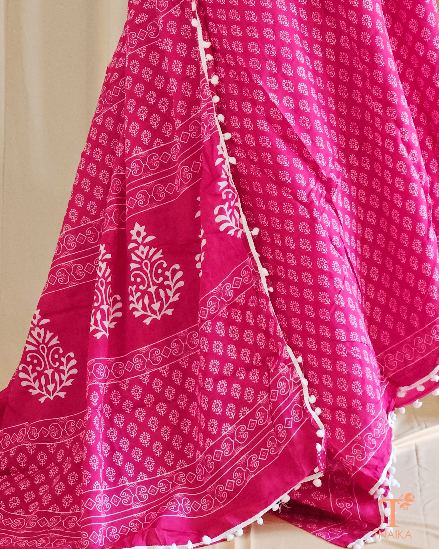 Pink saree
Pink silk saree
Pink cotton saree
Light pink saree
Dark pink saree
Pink designer saree
Pink saree online
Pink traditional saree
Pink saree for wedding
Baby pink saree
Rose pink saree
Blush pink saree
Hot pink saree
Fuchsia pink saree
Rani pink saree
Pastel pink saree