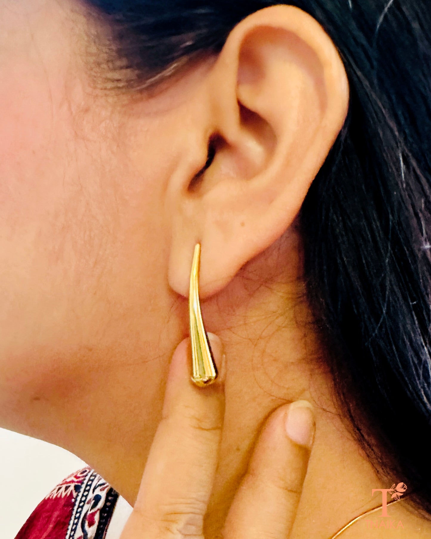 Water-resistant fashion jewelry
Tarnish-resistant stainless steel
Stylish jewelry for everyday wear
Drop earrings with modern design
Anti-tarnish waterproof accessories
Long-lasting stainless steel earrings
Easy-care drop earrings
Casual drop earrings
Sleek waterproof earrings
Durable fashion earrings