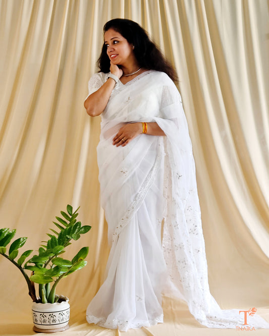 Chikankari Noor-e-Nazaakat Saree - White
