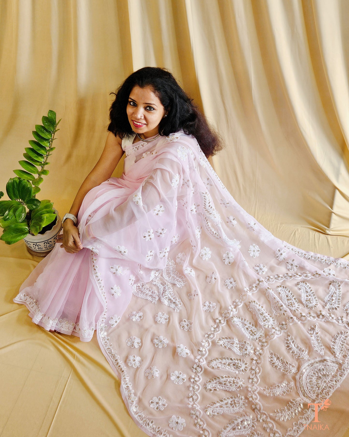 Chikankari Noor-e-Nazaakat Saree - Baby Pink