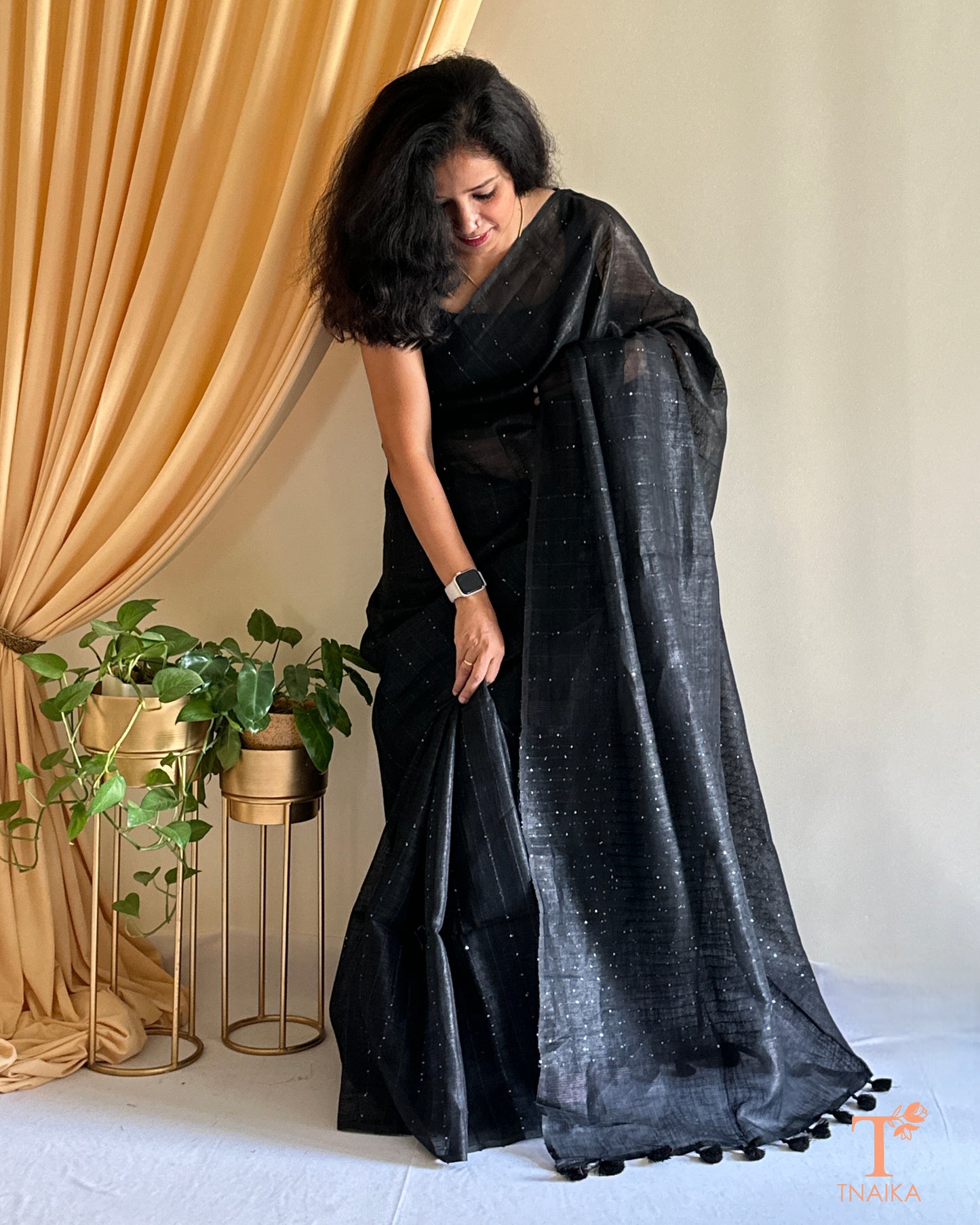 rich textured linen saree