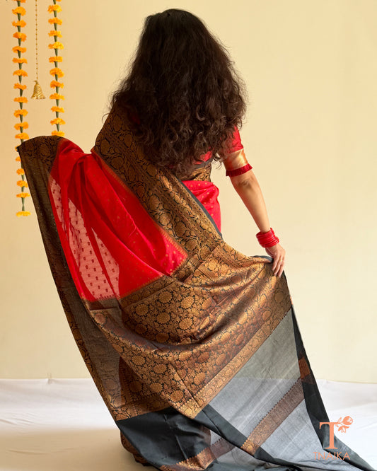 Elegant Banarasi butti saree in lightweight semi-georgette fabric
