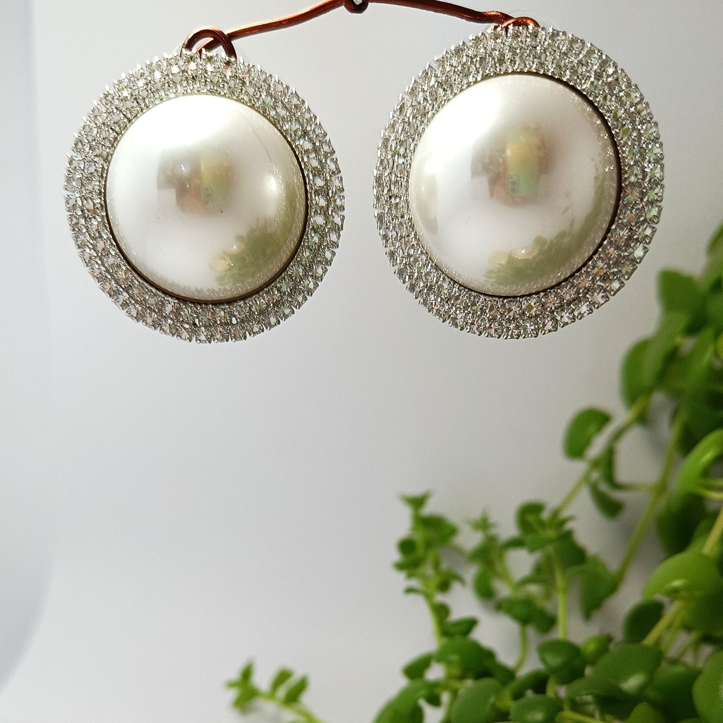trending jewelry popular jewelry styles must-have jewelry pieces statement jewelry trends celebrity jewelry looks runway jewelry trends latest oxidised jewelry latest collection of artificial jewelry near me latest fashion jewelry jewelry store near me artificial jewelry store near me festive jewelry