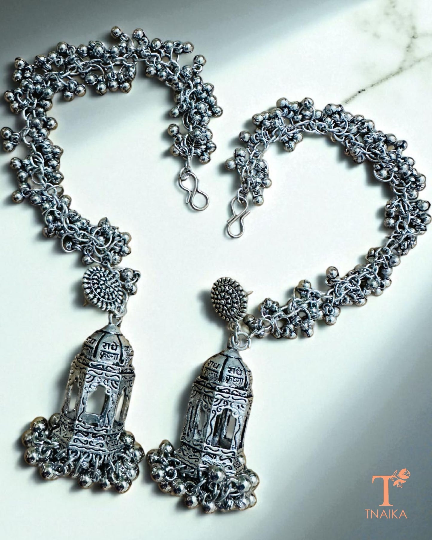 Heritage Window Chain Danglers