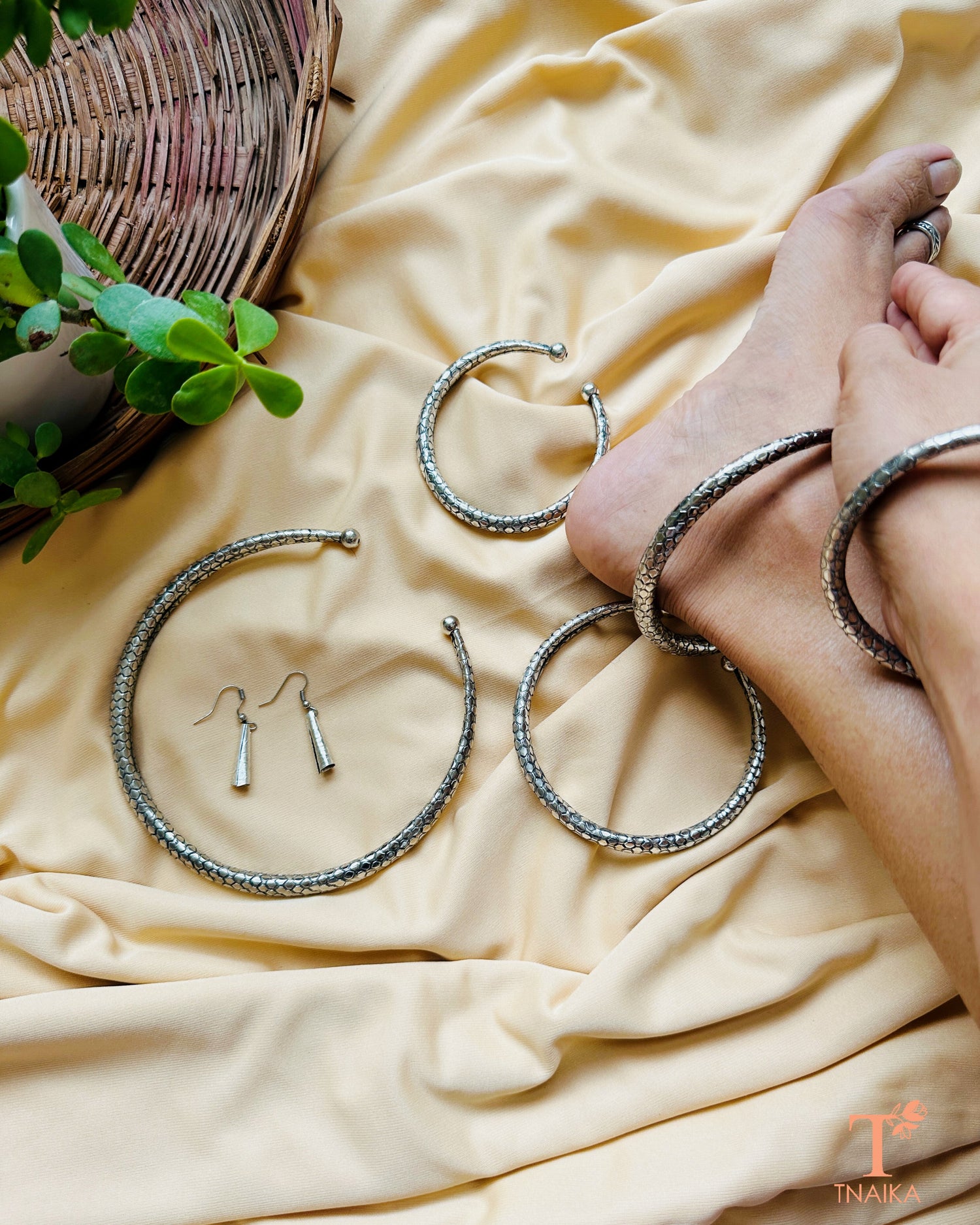 Choker Charisma Collection