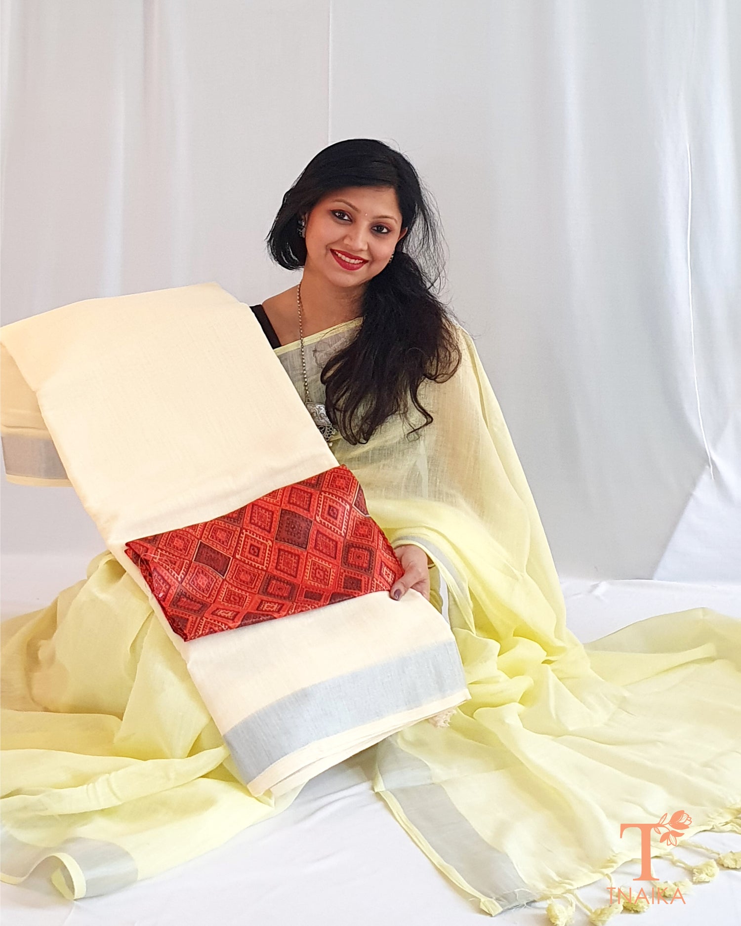 buy cotton sarees online comfortable cotton saree summer cotton saree lightweight cotton saree affordable cotton saree handloom cotton saree printed cotton saree for everyday wear cotton sarees with floral prints where to buy soft cotton sarees online