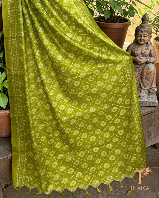 Tribal print dupatta with traditional folk art border and tassels