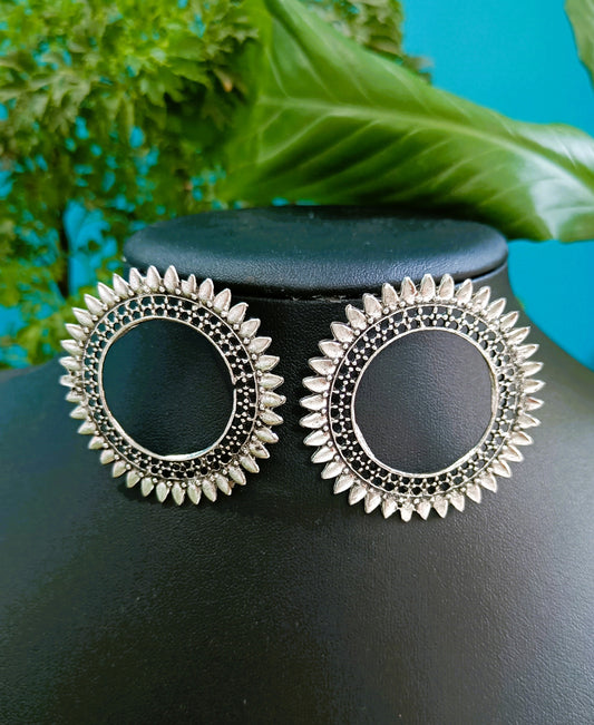 Chakari Studs