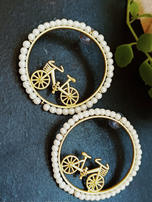 Pearly Pedal Earrings