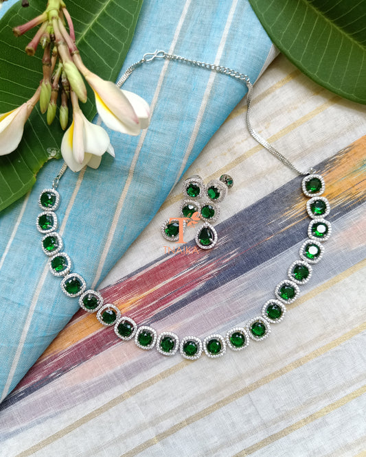 Emerald Elegance Choker