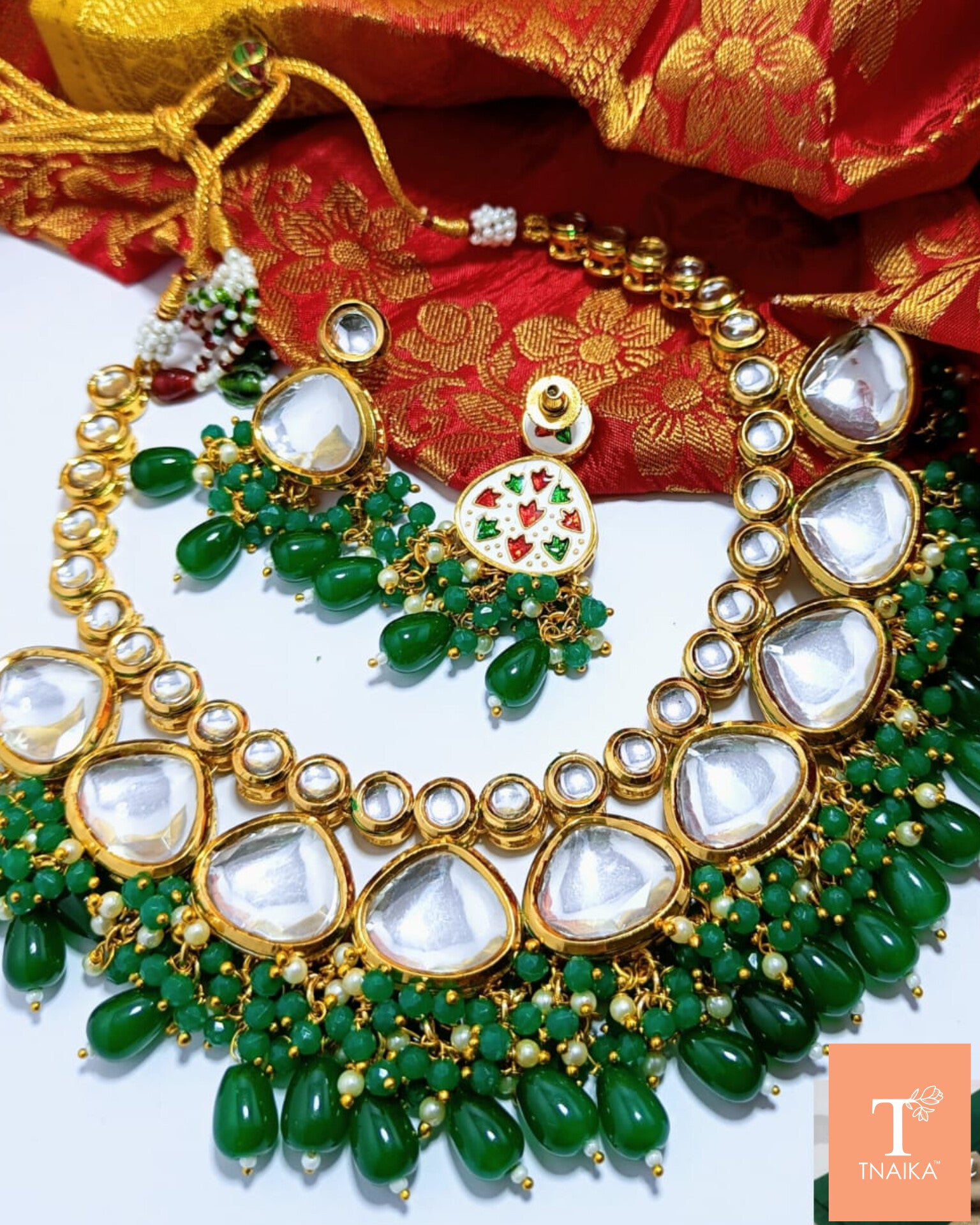 kundan jewelry kundan jewellery uncut diamond jewelry indian bridal jewelry traditional indian jewelry kundan necklace set kundan earrings kundan maang tikka kundan bangles kundan choker necklace where to buy kundan jewelry online buy kundan jewelry near me uncut kundan choker necklace kundan bridal jewelry set bottle green kundan set