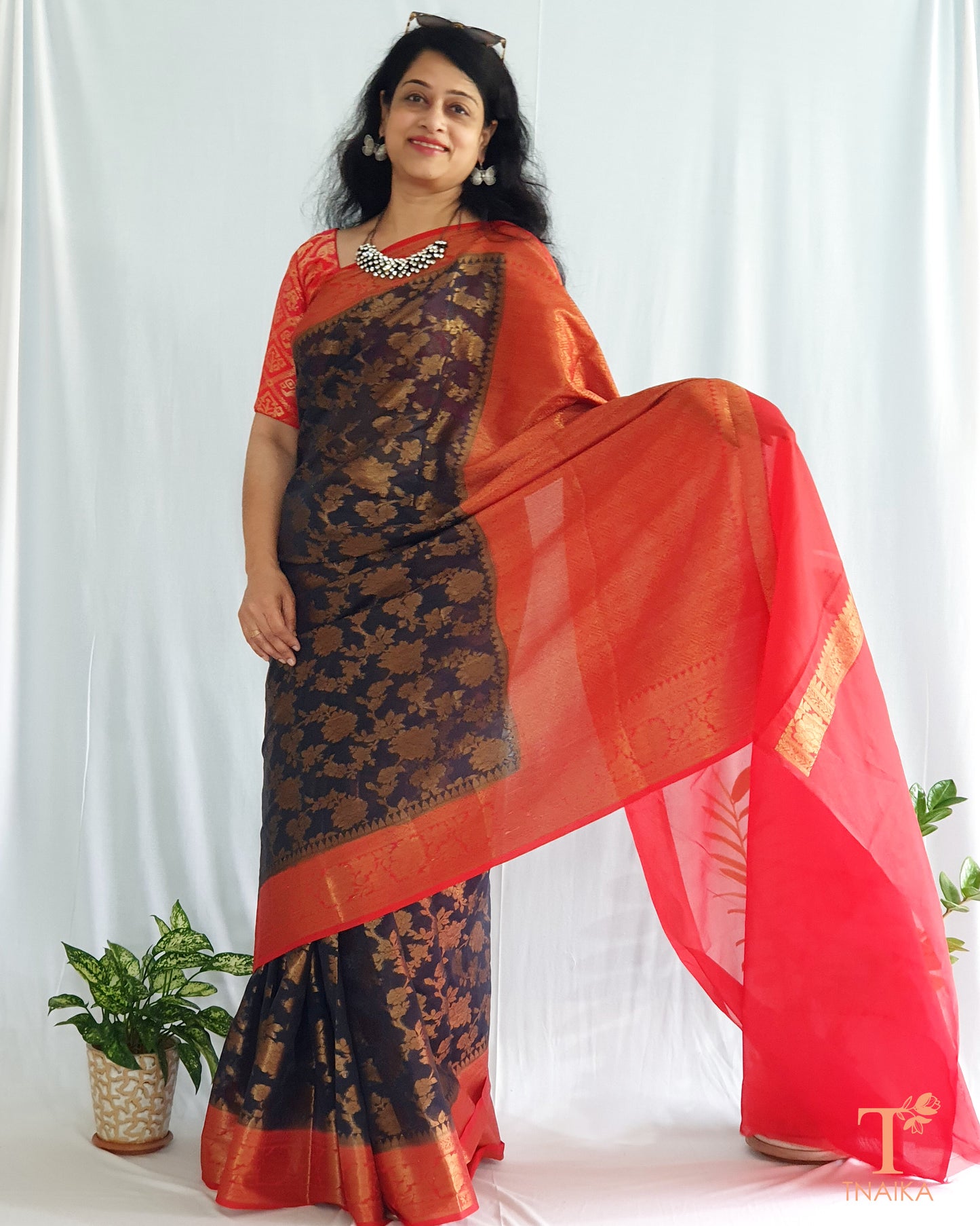 black saree black sarees online buy black saree black designer saree black party wear saree black silk saree black cotton saree black georgette saree black saree with embroidery black saree with gold border black printed saree black saree for wedding black saree for office wear black saree for party where to buy elegant black sarees online best black sarees for special occasions affordable black sarees with blouse designs where to buy black saree in pune