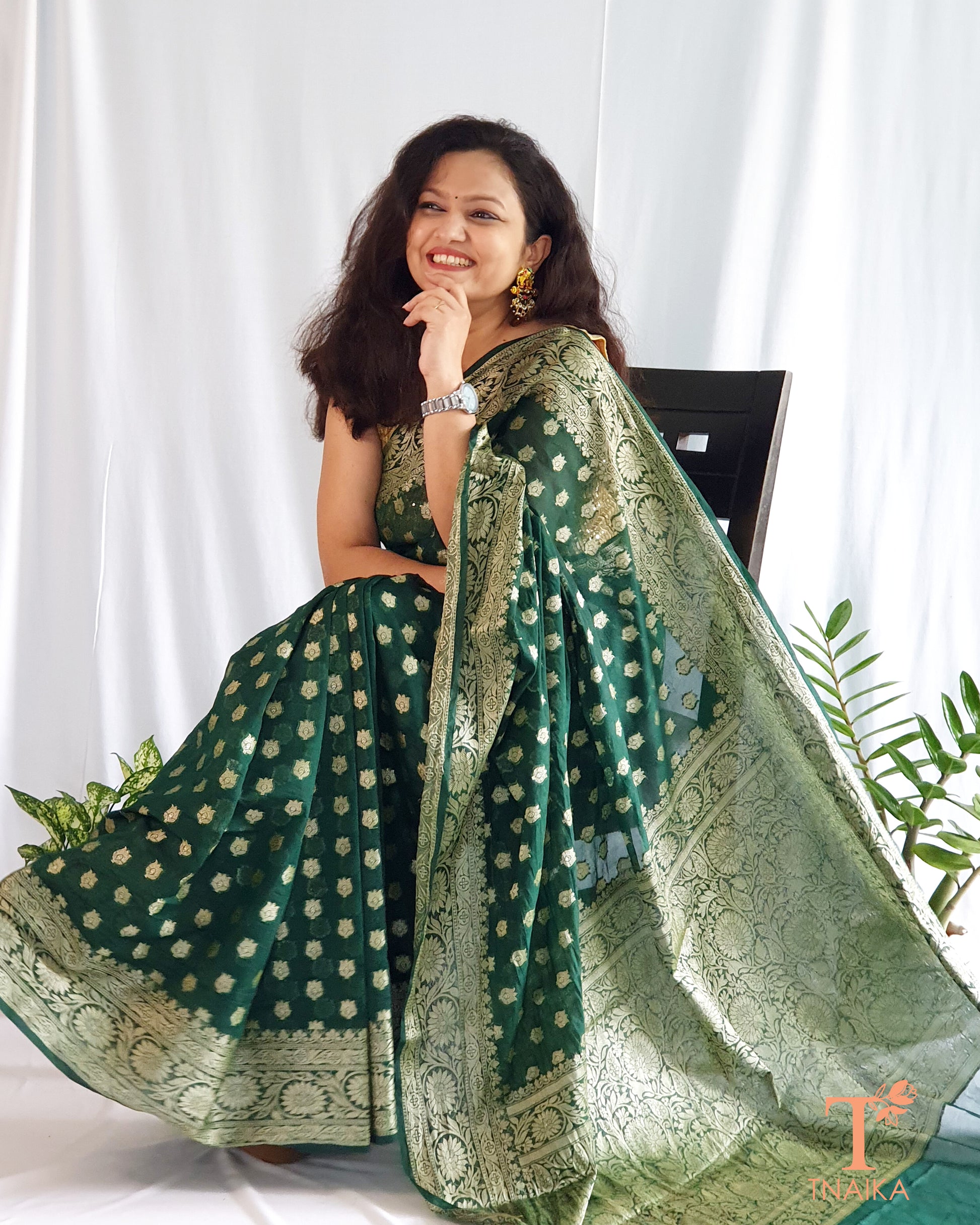 green saree buy green saree online emerald green saree forest green saree lime green saree sea green saree silk green saree cotton green saree georgette green saree designer green saree party wear green saree wedding green saree embroidered green saree printed green saree where to buy affordable green sarees parrot green saree green color saree bottle green saree rama green saree