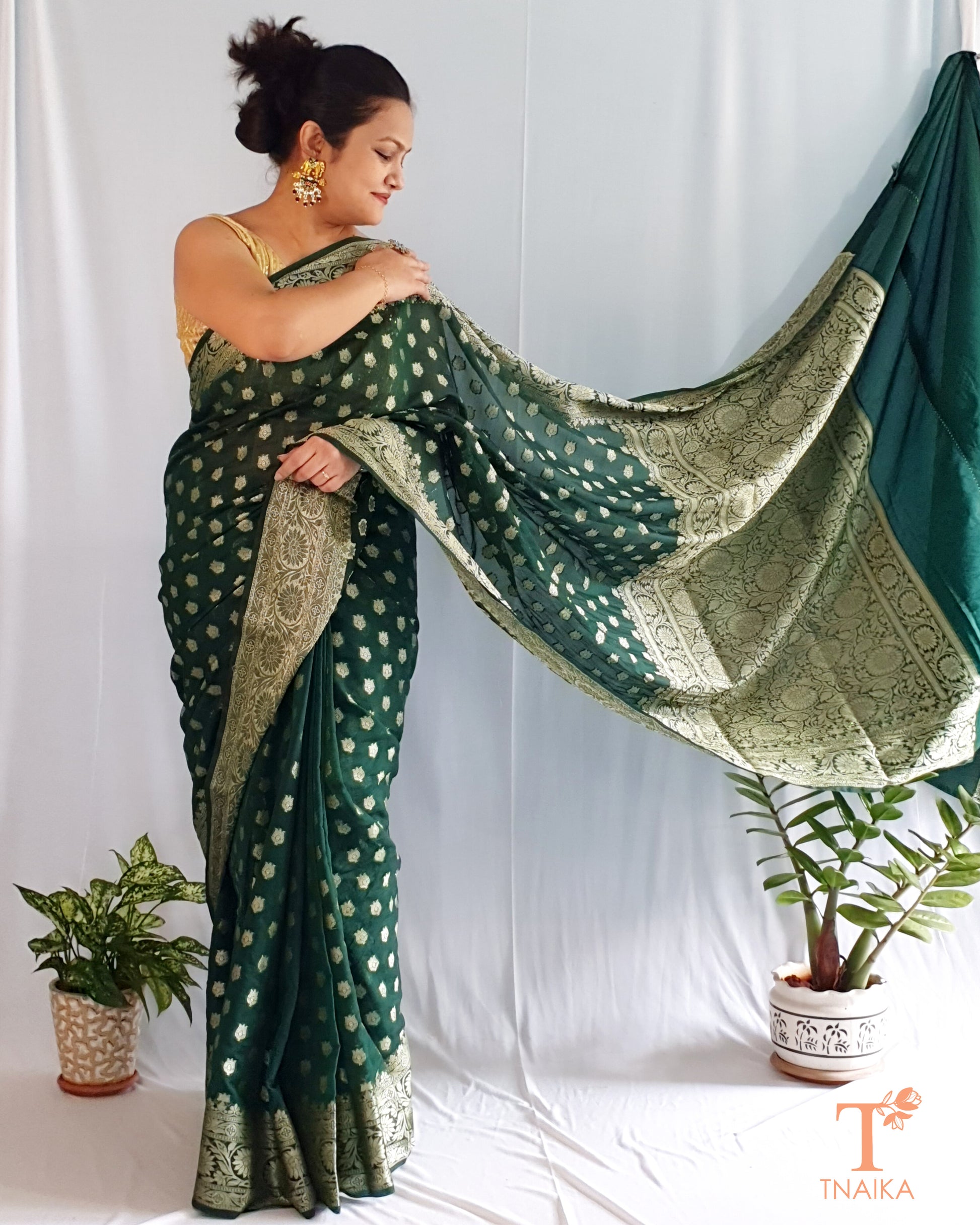 bottle green saree buy bottle green saree online  lime bottle green saree sea bottle green saree silk bottle green saree cotton bottle green saree georgette bottle green saree designer bottle green saree party wear bottle green saree wedding bottle green saree embroidered bottle green saree printed bottle green saree where to buy affordable bottle green sarees parrot bottle green saree bottle green color saree bottle bottle green saree rama bottle green saree