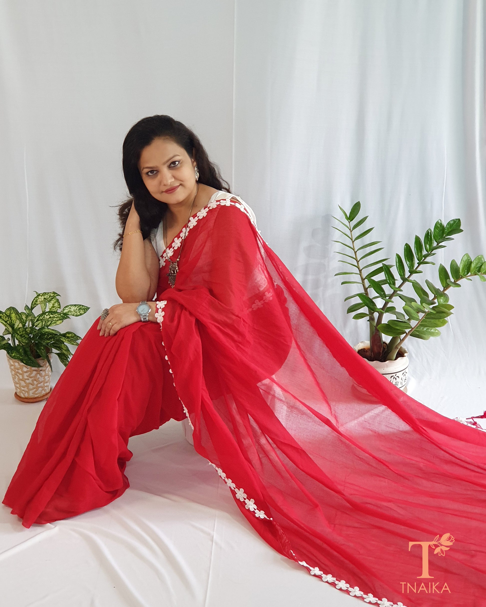 "buy saree online silk saree cotton saree designer sarees party wear sarees festival saree chikankari sarees banarasi sarees paithani saree Georgette sarees chiffon Saree floral saree sequence saree cotton sarees Formal saree affordable premium saree best saree store near me where to buy saree online saree shops near me best saree collection near me"