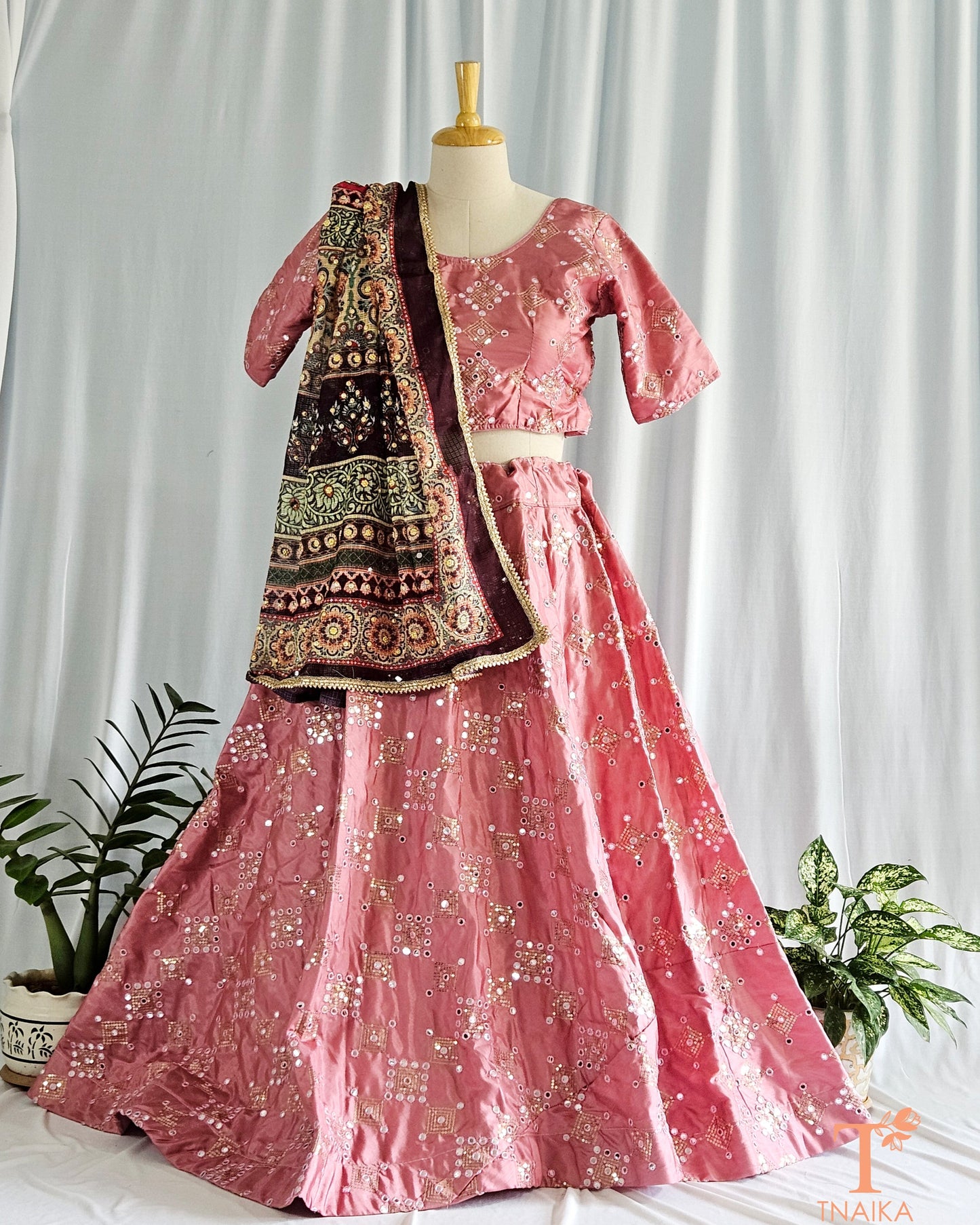 sequence lehenga Buy sequence lehenga online Sequence lehenga for wedding
Sequenced lehenga with dupatta Designer sequence lehenga Heavy work sequence lehenga Cocktail sequence lehenga Glitter sequence lehenga Trending sequence lehenga designs
