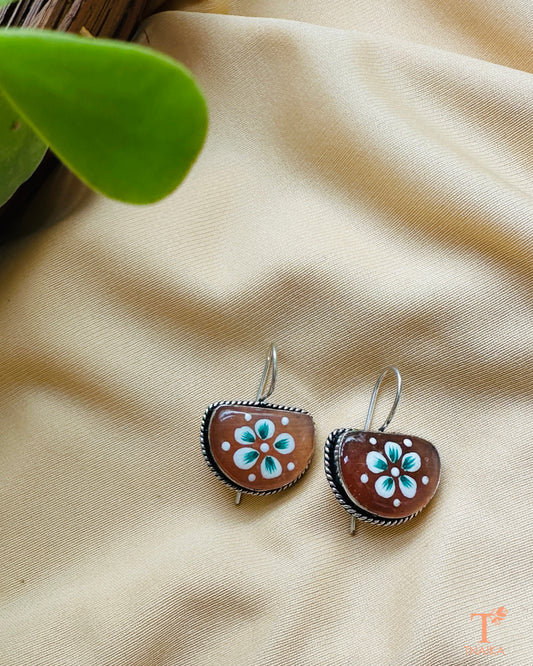 Hour Hand-Painted Earrings - Peach