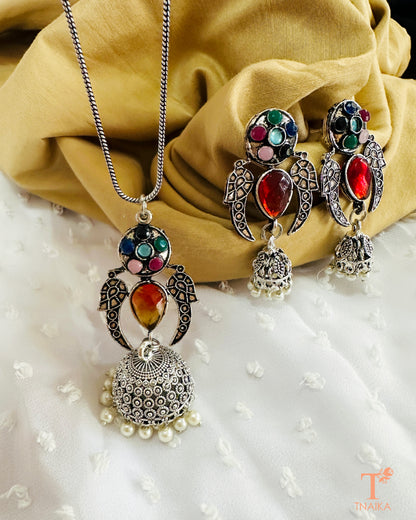 Oxidized Rustic Glow Pendant Necklace Set - Red