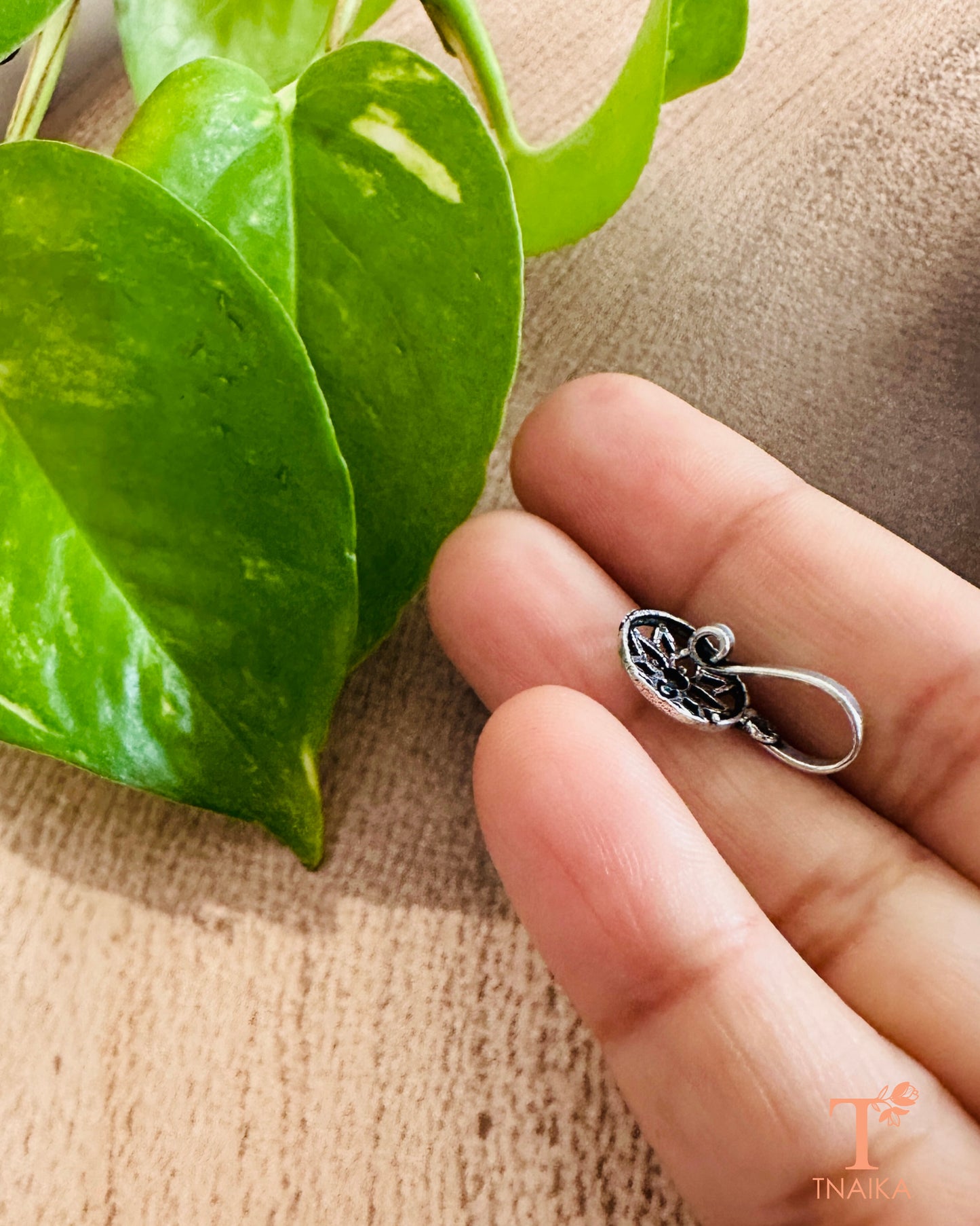 Daily wear nose pin for women in lightweight style