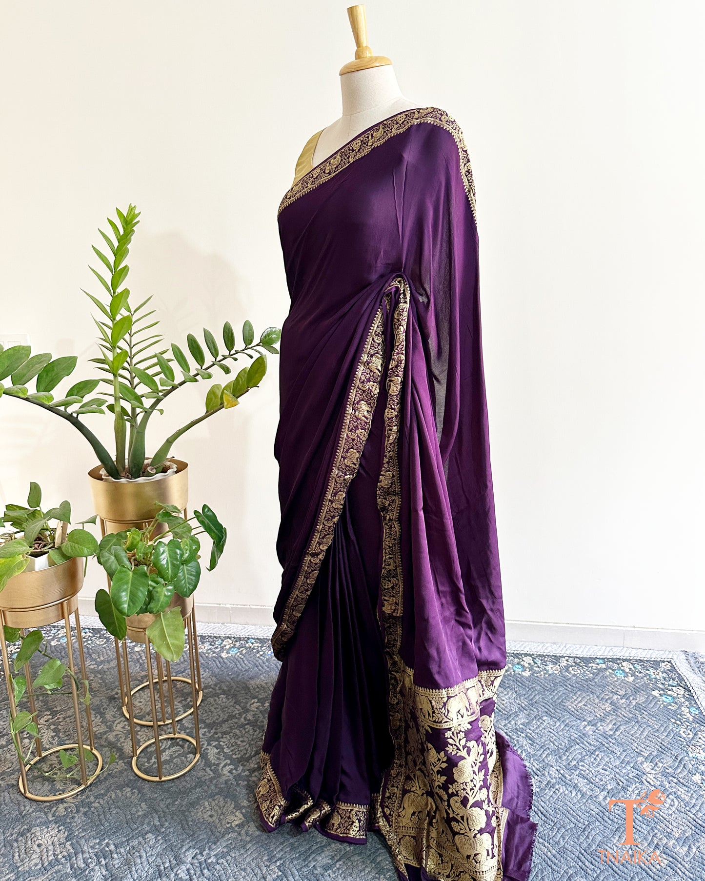 Soft modal saree with woven pallu work