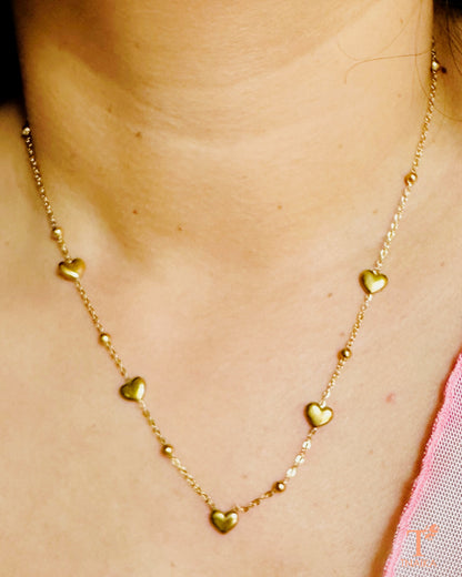 Heart motif chain necklace and stud earrings set for daily wear