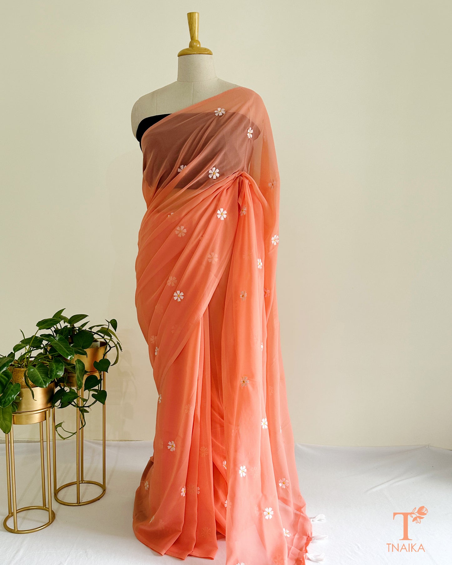 Georgette saree with Parijat flower motifs and separate blouse fabric