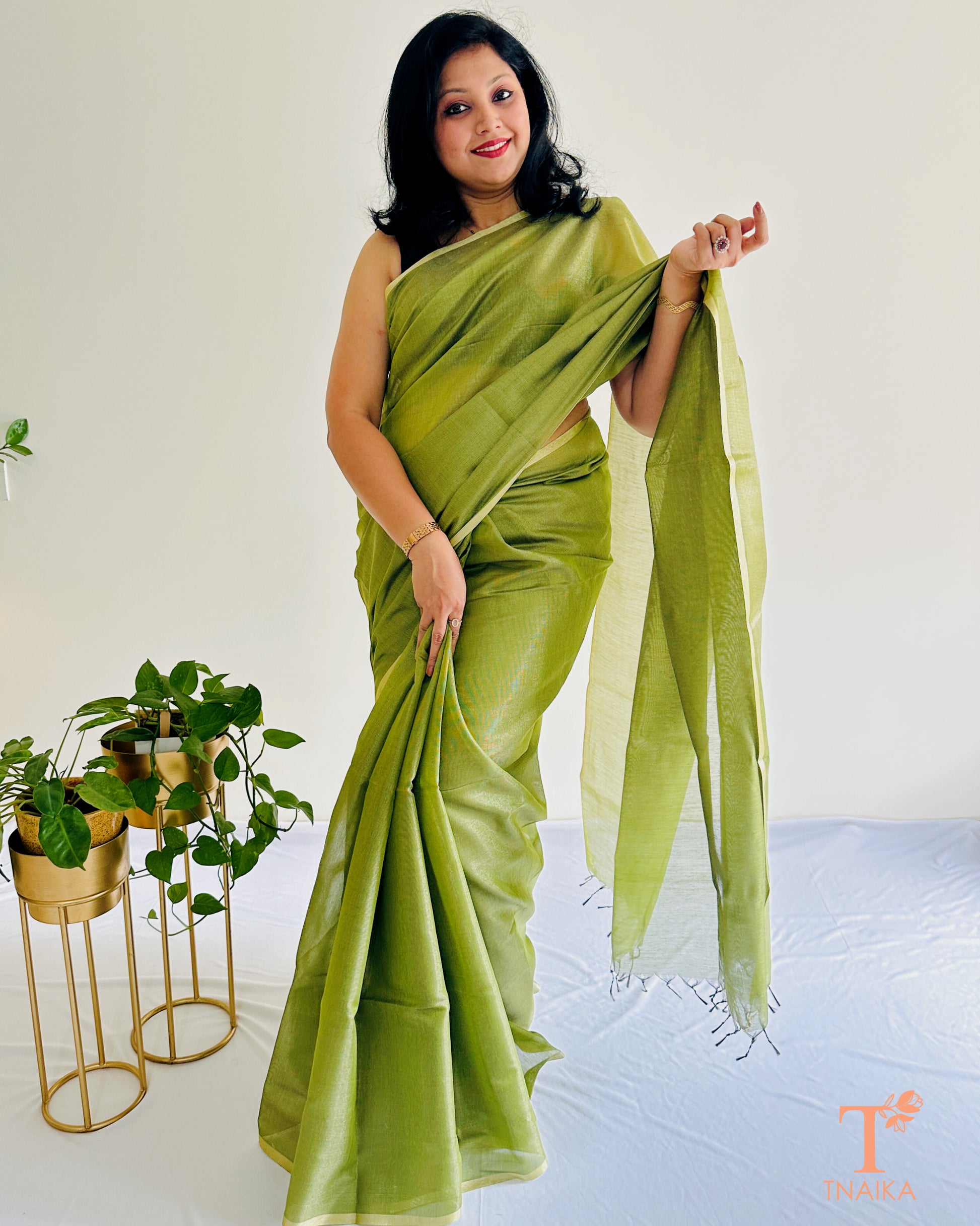 Lightweight green Chanderi tissue silk saree with running blouse fabric