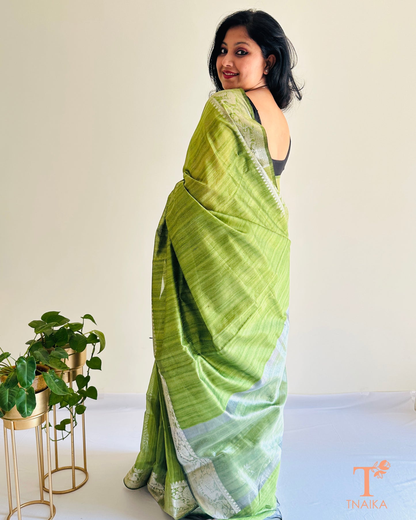 Semi Tussar Silk Vasudha Saree - Green