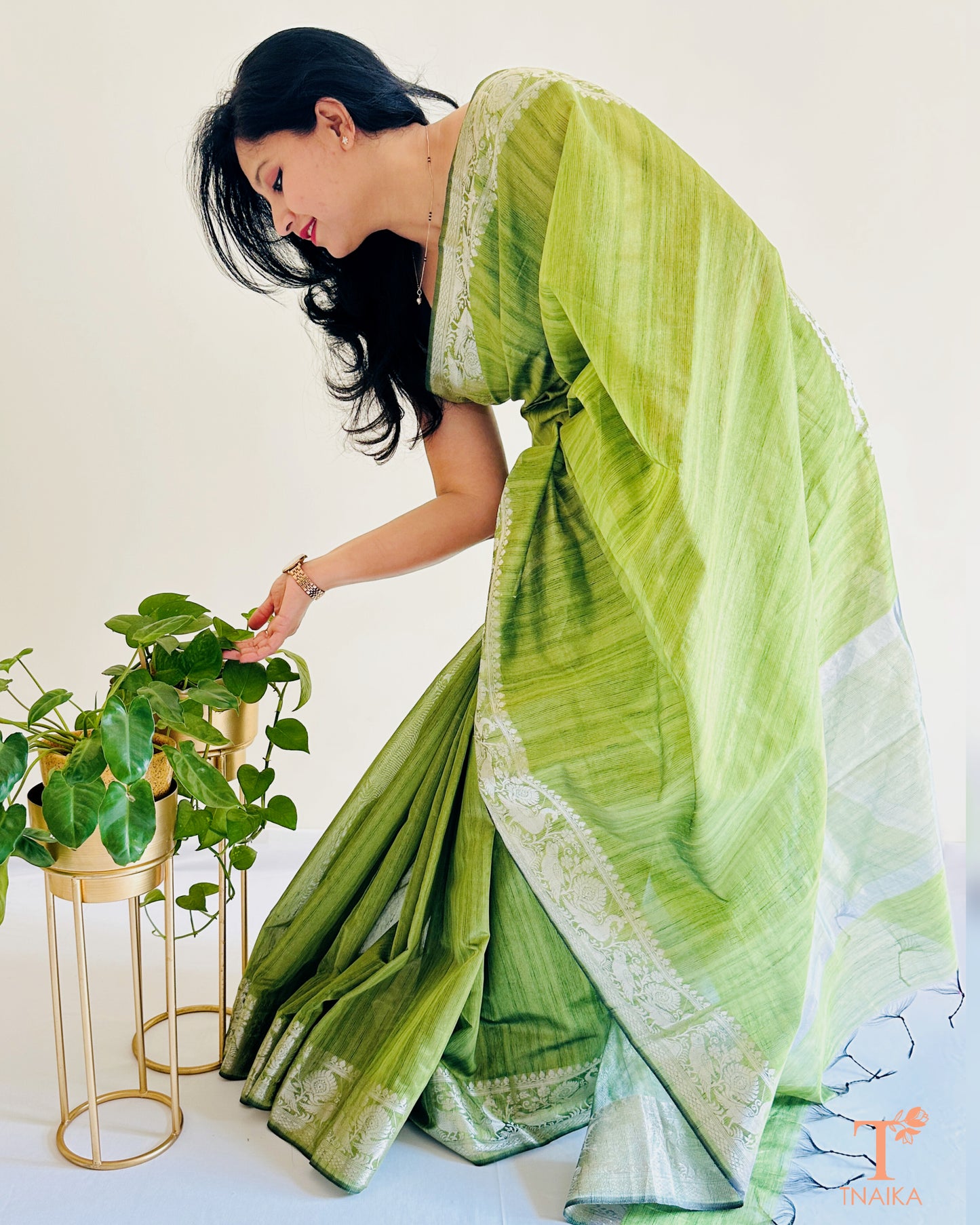 Semi Tussar Silk Vasudha Saree - Green