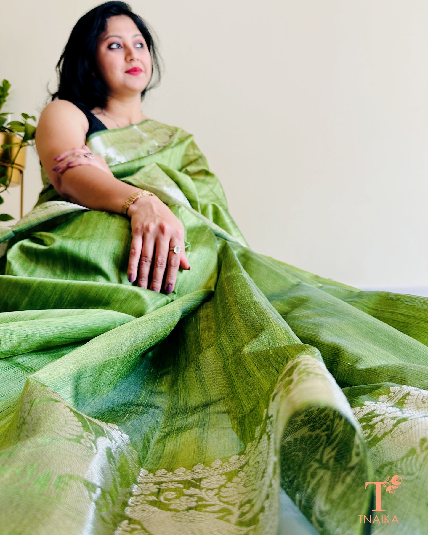 Semi Tussar Silk Vasudha Saree - Green
